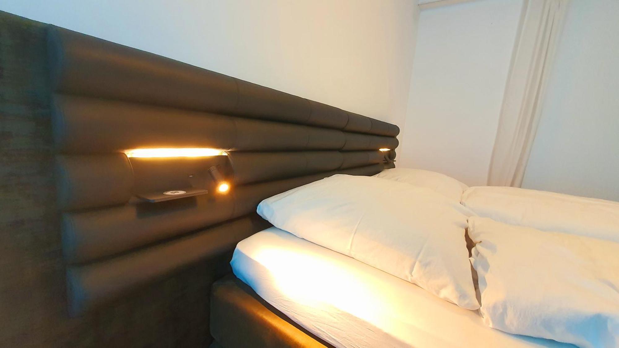 Helles Zimmer Mit Kingsize-Bett MHG Extérieur photo